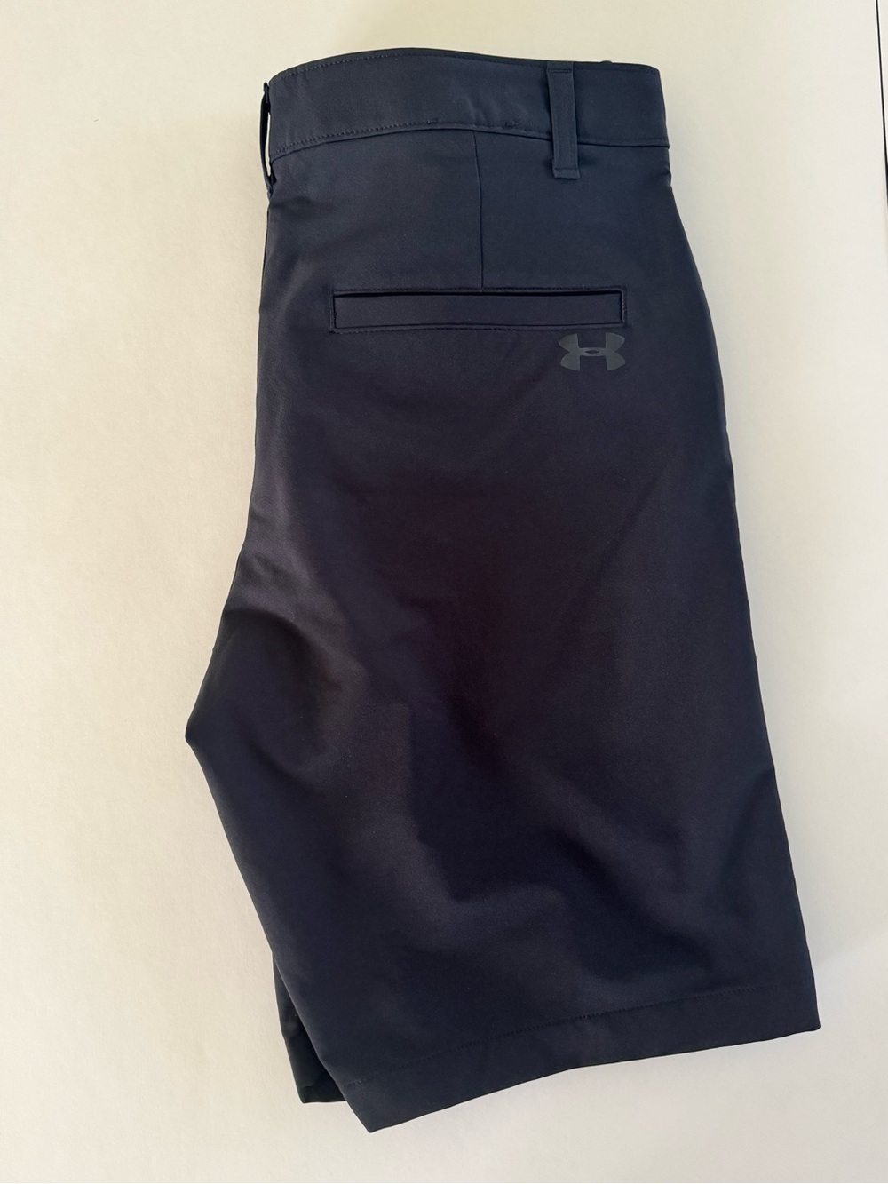 Men’s Under Armour Size 32 Black Shorts - Picture 3 of 3